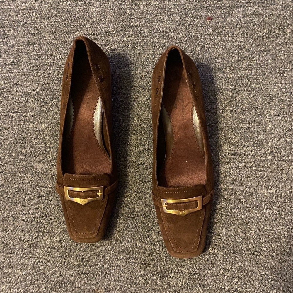 Elegant Brown Women's Loafers
